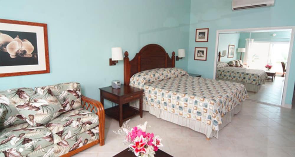 Trade Winds Hotel Dickenson Bay Εξωτερικό φωτογραφία