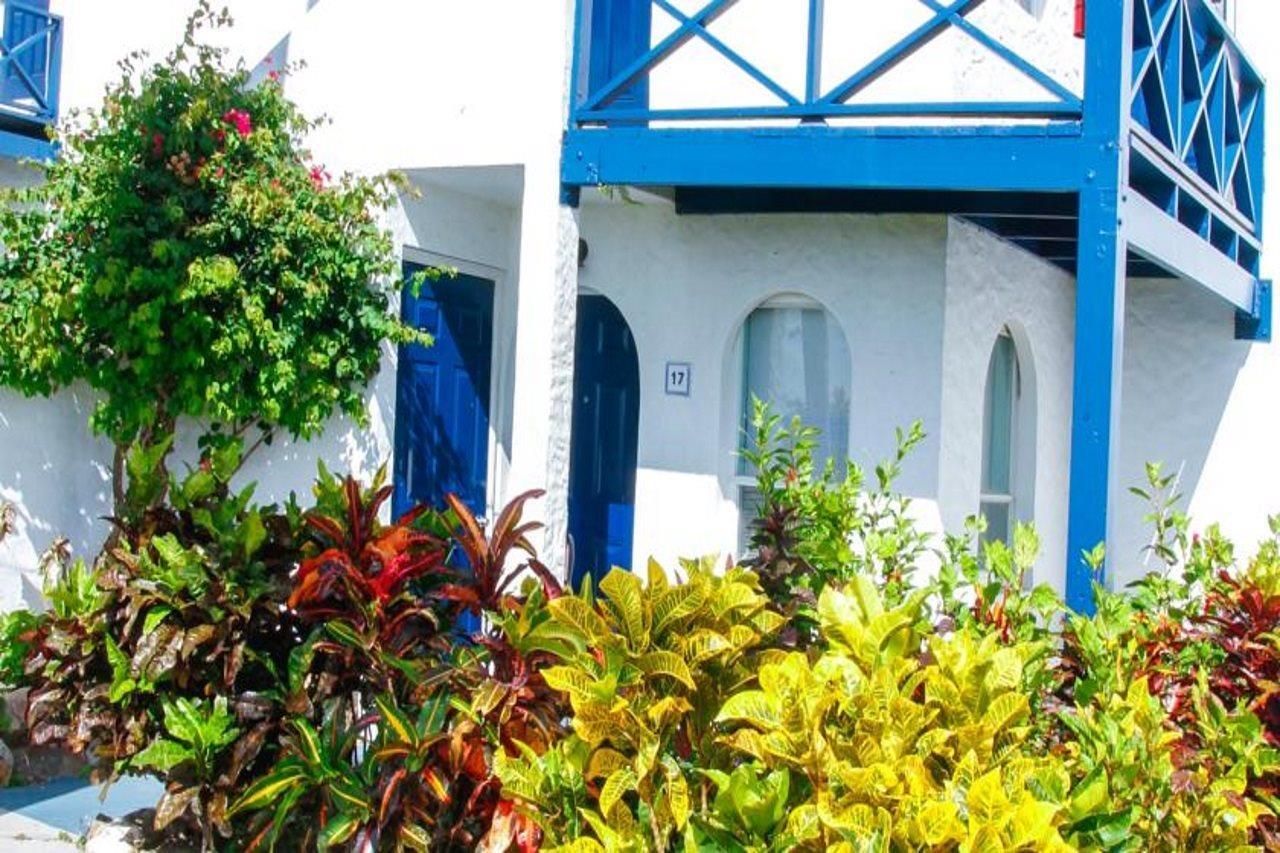 Trade Winds Hotel Dickenson Bay Εξωτερικό φωτογραφία